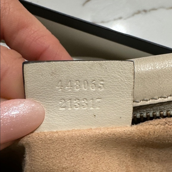 Gucci Beige Chevron Crossbody Bag - Picture 9 of 9